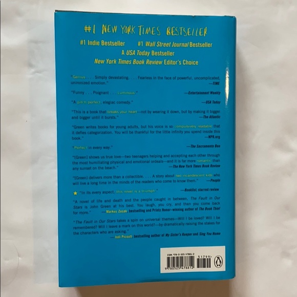 The Fault in Our Stars T-Shirt and Book Bundle - Picture 2 of 3